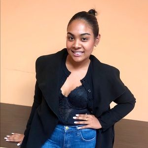 Meet your Posher, Meenavati